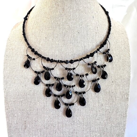 VTG Black Faceted Crystal Silver Wire Scalloped Design Gothic Size 16" Long - Picture 1 of 8